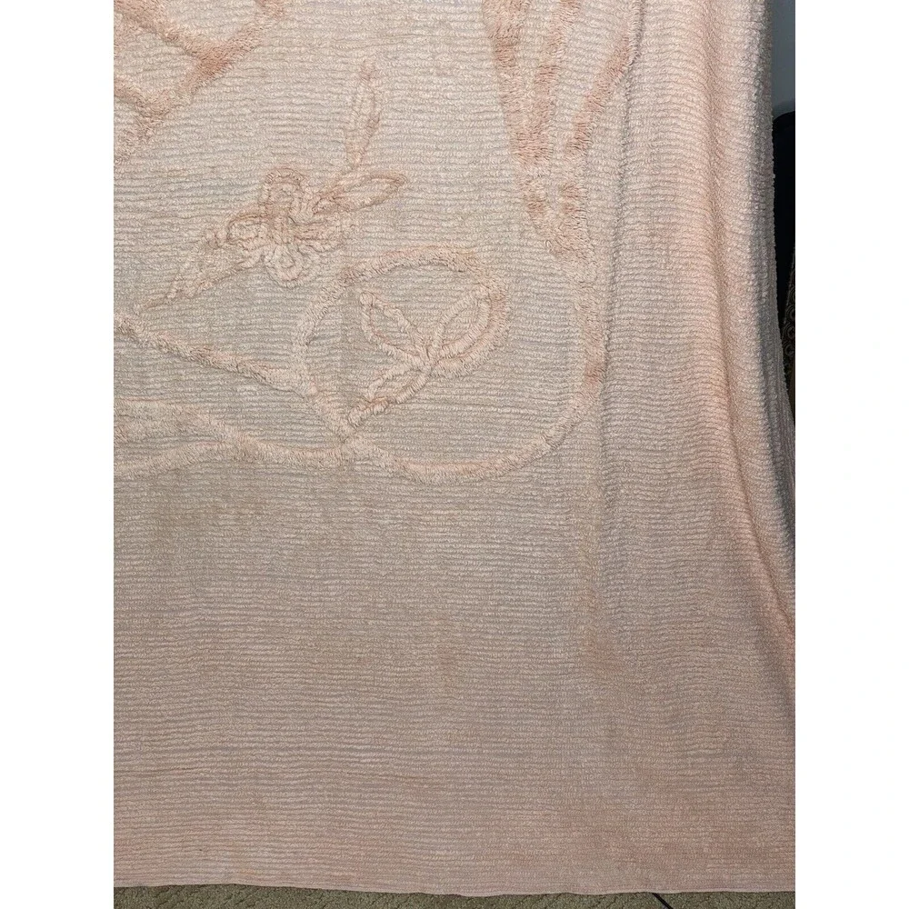 Vtg Twin Pink Chenille Bedspread 90x100
